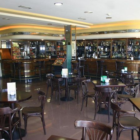 Hotel Os Caracoles Pereiro de Aguiar Exterior photo